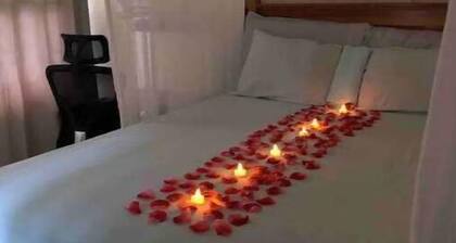 15 Minutes from the city! 3 Bedroom House