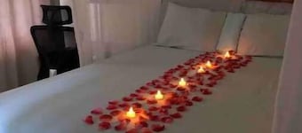 15 Minutes from the city! 3 Bedroom House