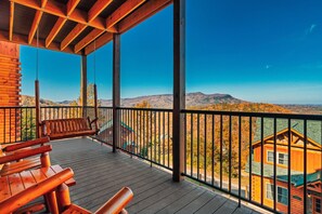 Terrace/patio - All Fun & Games (Pigeon Forge)