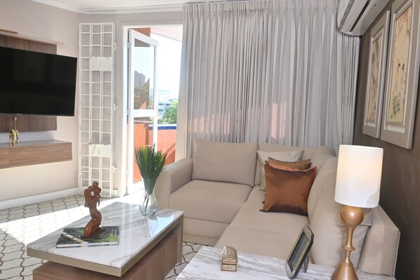 Smart TV - Apartahotel de lujo en Barranquilla para 5 personas - Apto 401 (Barranquilla)