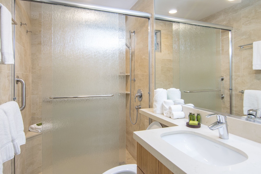 Napili Surf Beach Resort by null