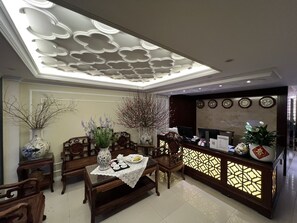 Front of property - APOLLO AIRPORT HOTEL (Ho Chi Minh City)