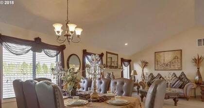 Beautiful Home In The City