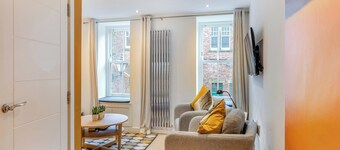 Town Square House - UK45610