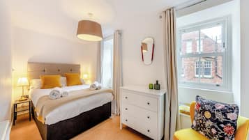 3 bedrooms, free WiFi, bed sheets