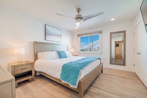 3 多间卧室、熨斗/熨衣板、WiFi、床单