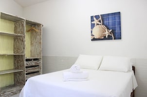 Iron/ironing board, free WiFi