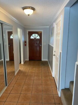 Interior - Family retreat in Homosassa, nature coast. (Homosassa)