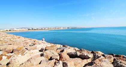 Global Vacacional: Practical flat in Puerto de Sagunto close to the beach