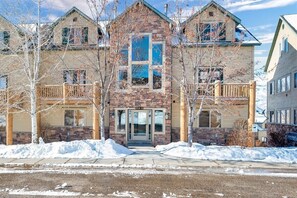 Exterior - MH 1310 | Year-Round Adventure Awaits (Eden)