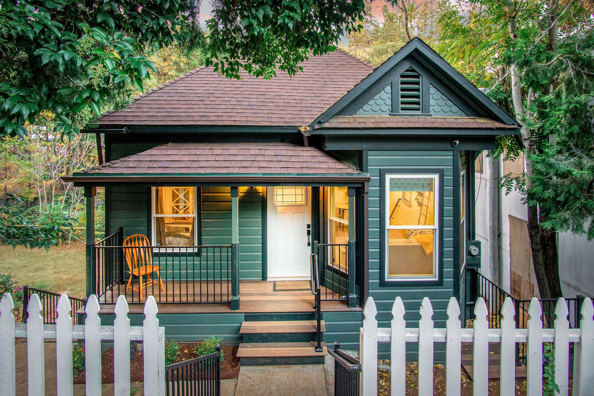 Foothills Victorian City Charmer