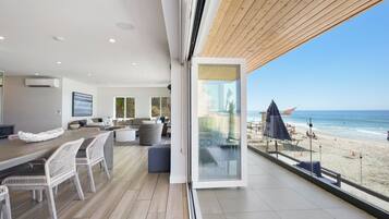 Sand | Water view