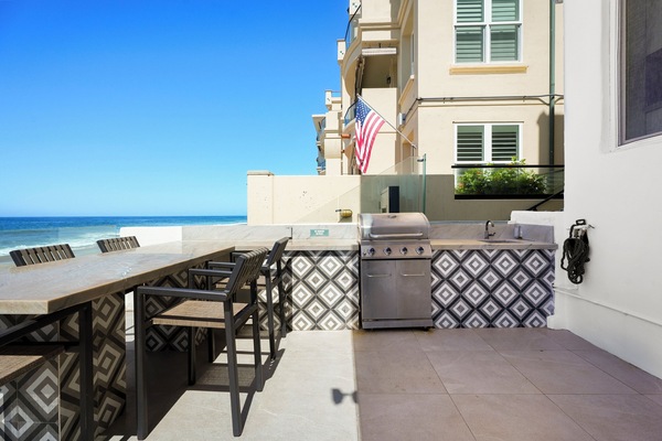 Vila superluxo, 3 quartos, vista para o oceano, de frente para o oceano | Terraço/pátio