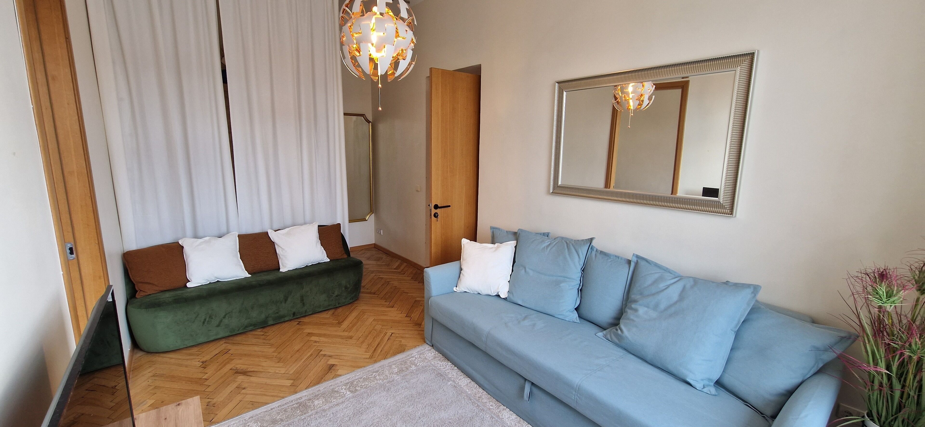 Departamento panorámico | Área de sala de estar | Televisión de pantalla plana, Netflix y películas con cargo 