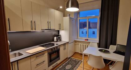 Tyzen38 Luxury Apartment