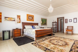 Villa | 6 bedrooms, free WiFi