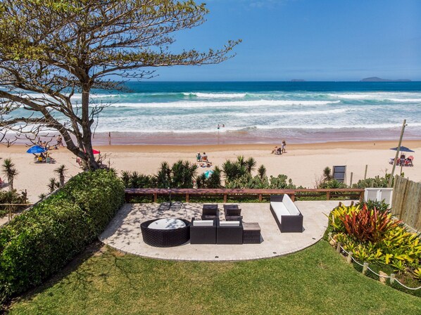 Villa | Beach
