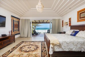 Villa - Mansão Pé na Areia de Geribá com 6Suítes (Búzios)