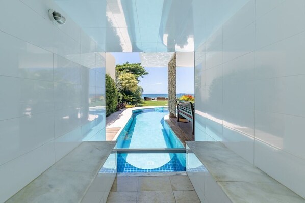 วิลล่า | สระว่ายน้ำ | สระว่ายน้ำกลางแจ้ง