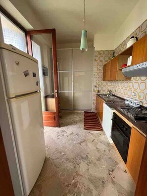 Private kitchen - Happy home! House by the sea (Alcamo)