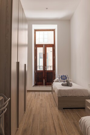 Comfort Apartment | 2 bedrooms, individually decorated, individually furnished, desk