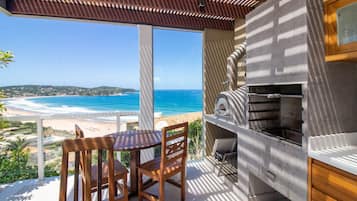 Villa | Outdoor dining