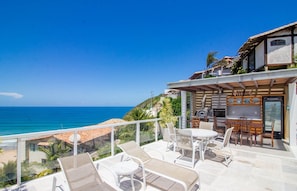 Villa | Outdoor dining