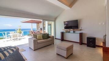 Villa | Living area | TV