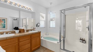 Shower, jetted bath, hair dryer, bidet - Splash Into Summer at Sundance Inn - Sleeps 10 (Indio)