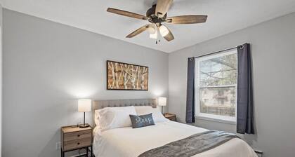 Tranquil 2BR Apt Mpls - 8075 Apt 3