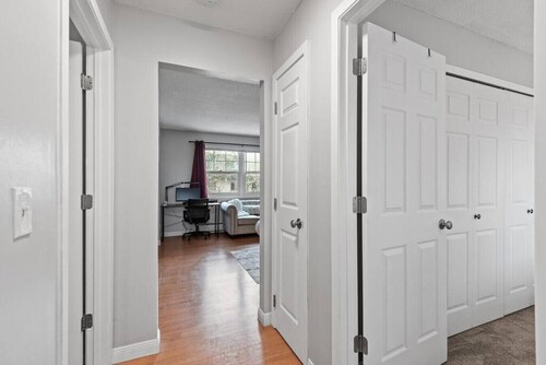 Tranquil 2BR Apt Mpls - 8075 Apt 3