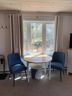 Dining - Pet-Friendly Shanty Creek Condo (Bellaire)