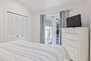 3 Schlafzimmer, Schreibtisch, Bügeleisen/Bügelbrett, WLAN