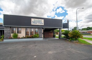Exterior - Gundagai Motel (Gundagai)