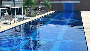 Apartamento luxo | Piscina | Piscina externa, piscina aquecida