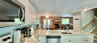 ❄️ Forest View | Walkable to Slopes | Pet Friendly Overlooking Forbes Forest 🌲