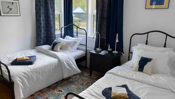 1 chambre, fer et planche à repasser, Wi-Fi, literie fournie