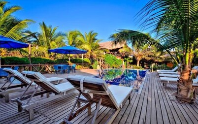 BobZ Boutique Resort