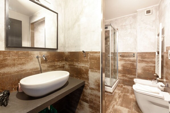 Shower, bidet