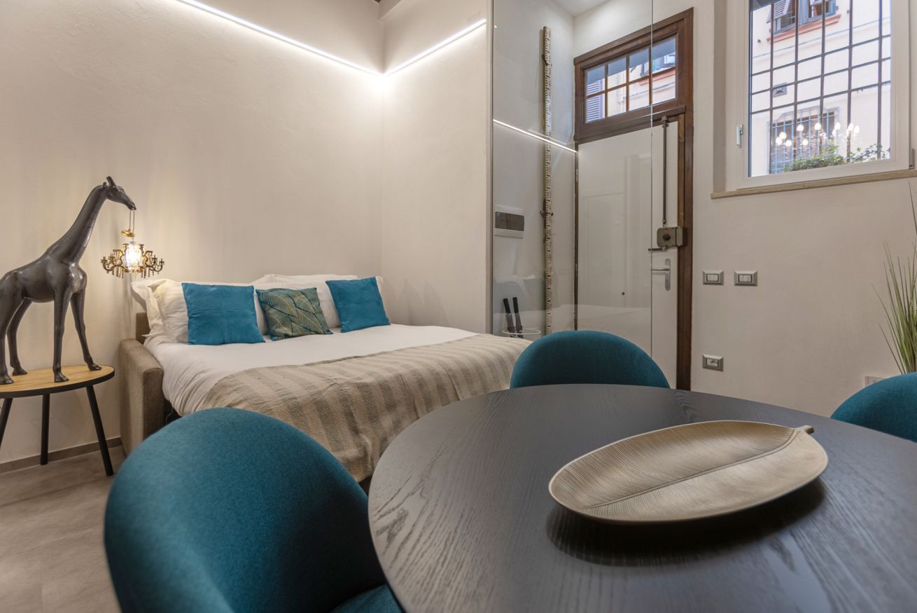 1 slaapkamer, een strijkplank/strijkijzer, wifi
