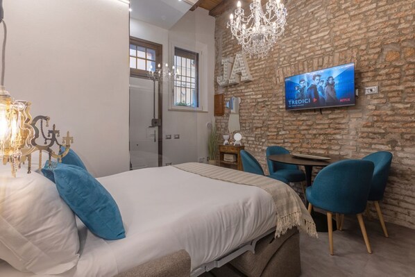 1 bedroom, iron/ironing board, WiFi