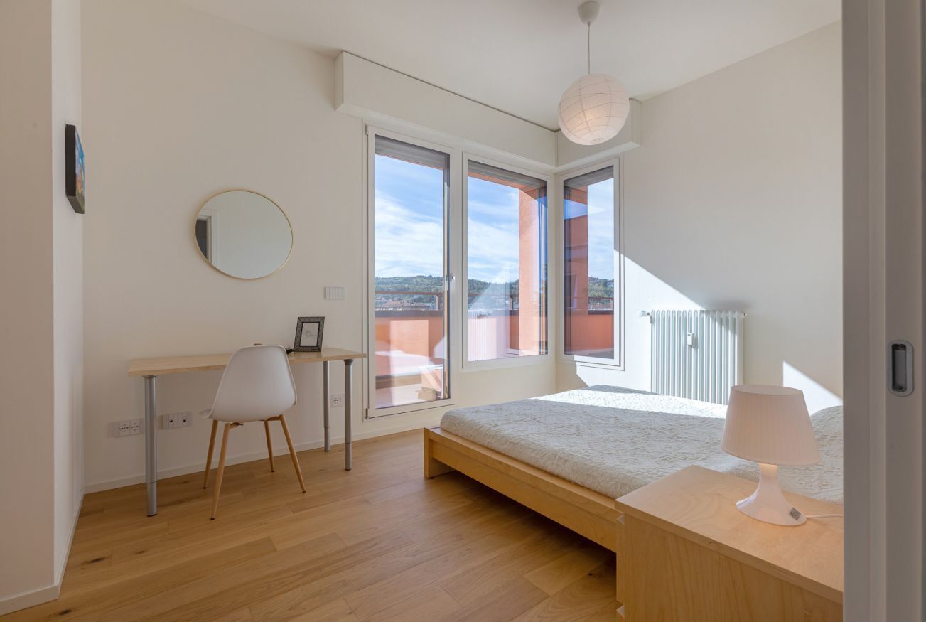 3 Schlafzimmer, Schreibtisch, Bügeleisen/Bügelbrett, WLAN