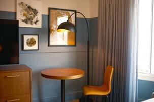 Egyptian cotton sheets, premium bedding, down comforters, pillowtop beds