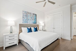 House (5 Bedrooms) | 5 bedrooms, iron/ironing board - Destin Delight by Avantstay Majestic 3-story Home Near Beach~wifi~bbq~pets Ok~community Pool Access (Miramar Beach)