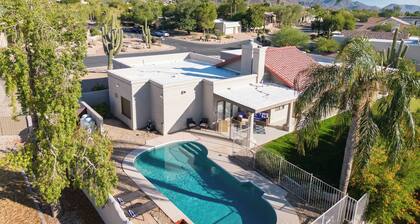 Sonoran Sunshine by Avantstay Pool, Putting Green, Bbq, Ping Pong, Pool Table! Entertainers Wonderland!