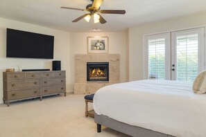 Villa (4 Bedrooms) | Interior - Sonoran Sunshine by Avantstay Pool, Putting Green, Bbq, Ping Pong, Pool Table! Entertainers Wonderland! (Scottsdale)