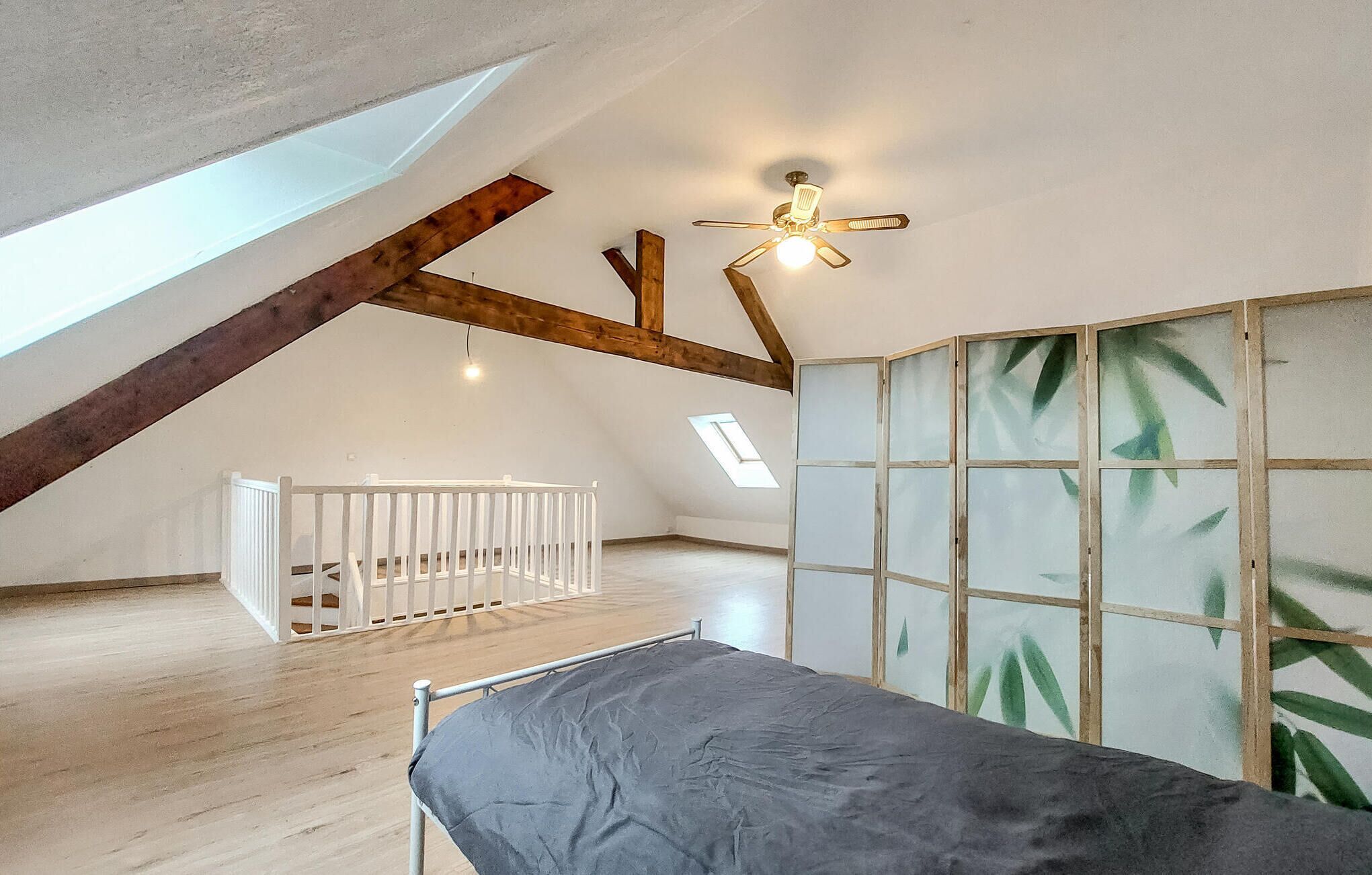 4 chambres, fer et planche à repasser, lit parapluie, Wi-Fi gratuit