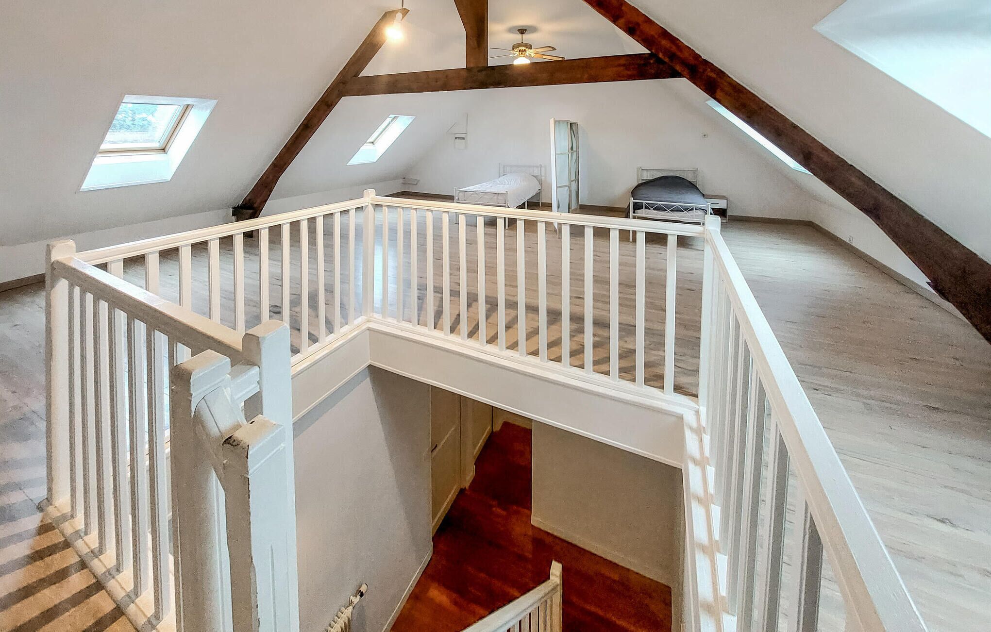 4 間睡房、熨斗/熨衫板、可攜式嬰兒床、免費 Wi-Fi