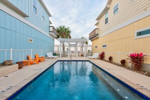 Pool - Free Birds in Port Aransas! (Port Aransas)