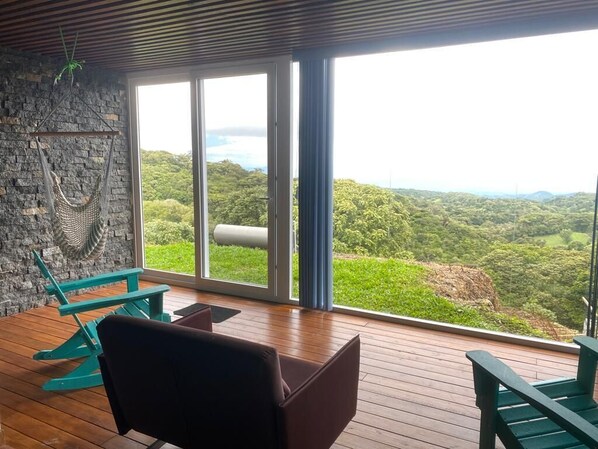 Interior - Beautiful and cozy apartment, 5kms - approx.10 mins - from downtown Santa Elena
 (Monte Verde)